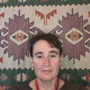 Meet your Posher, Elif